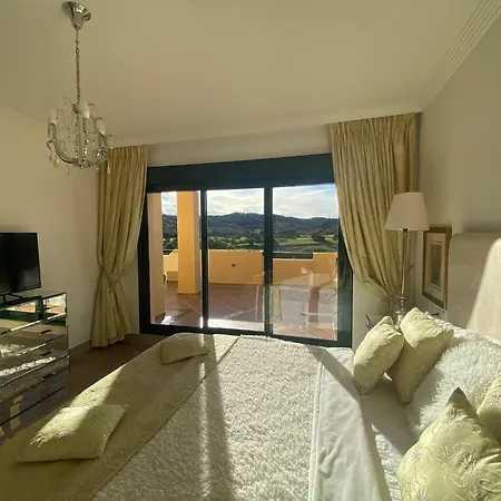 Sunny Retreat With Stunning View * Sotogrande