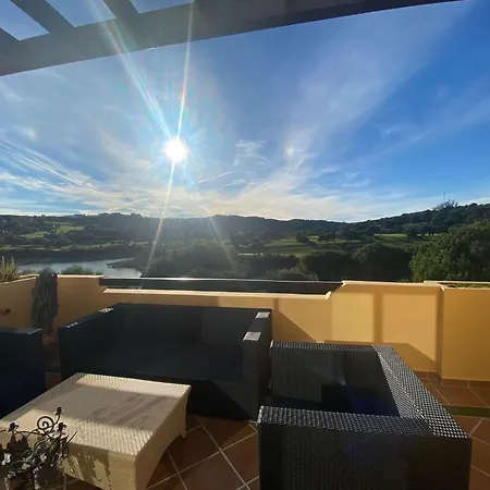 Sunny Retreat With Stunning View Sotogrande