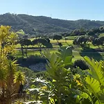 Apartman Sunny Retreat With Stunning View Sotogrande